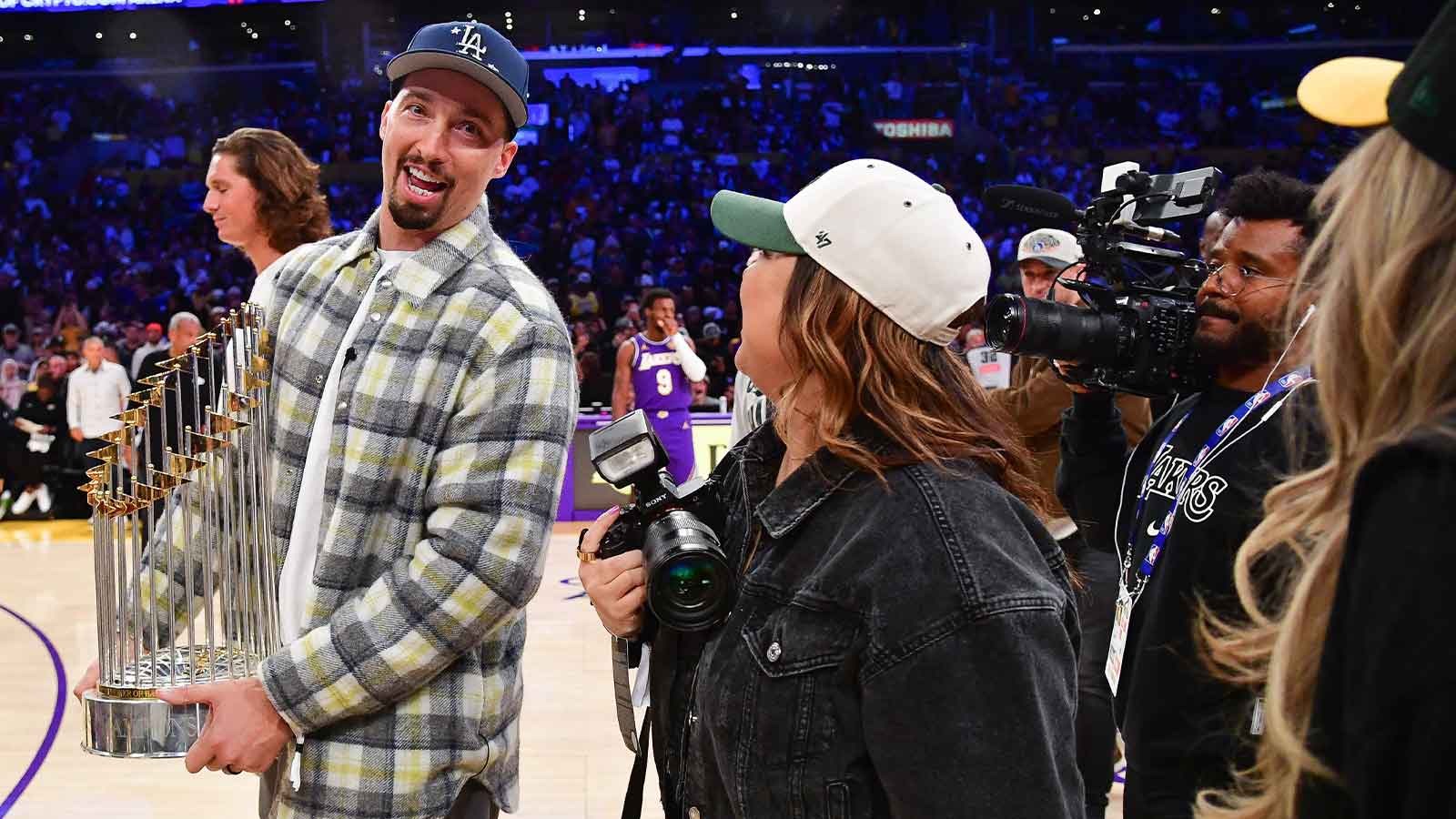 Watch Blake Snell, Dodgers get huge ‘Kobe’ surprise