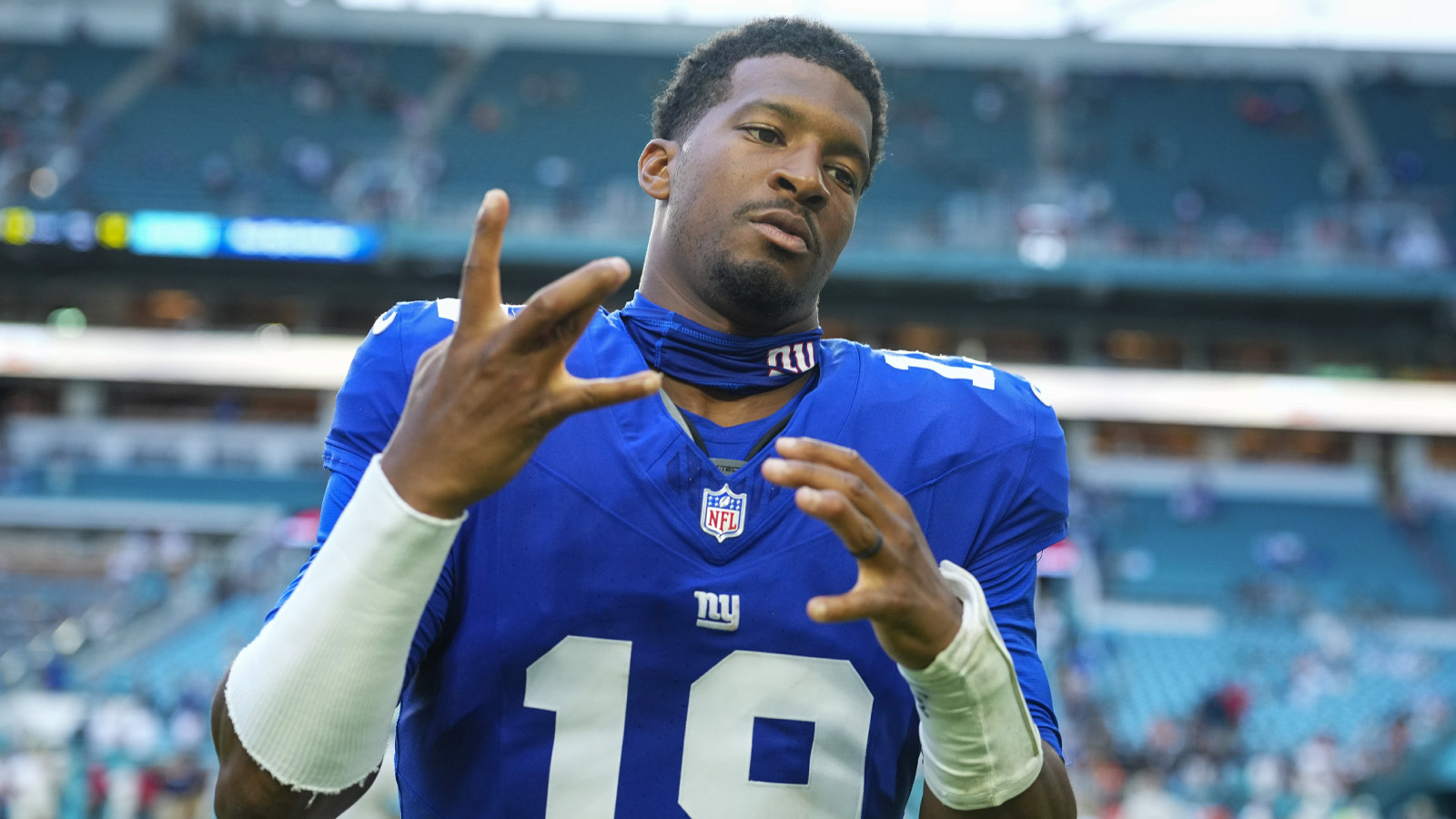 NFL rumors: Insider throws out a Browns-Jameis Winston trade idea amid QB mess