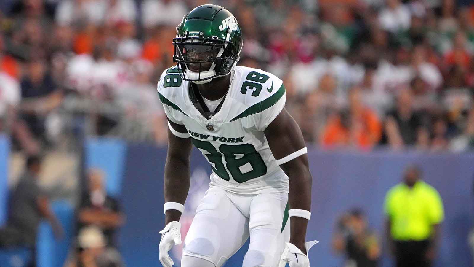 https://wp.clutchpoints.com/wp-content/uploads/2026/08/Former-Jets-and-Chiefs-safety-Trey-Dean.jpg