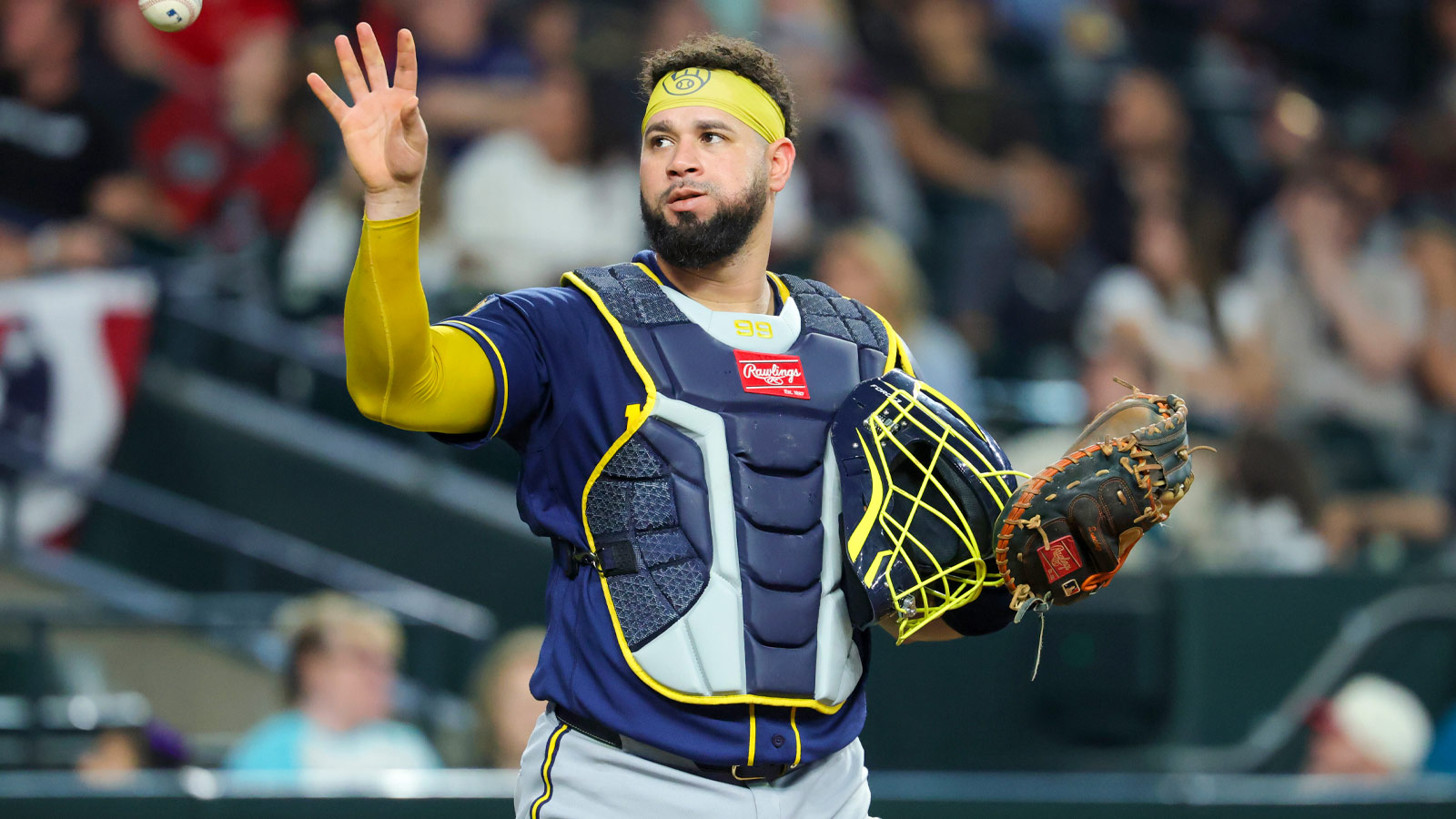 https://wp.clutchpoints.com/wp-content/uploads/2026/08/Gary-Sanchez-catching.jpg