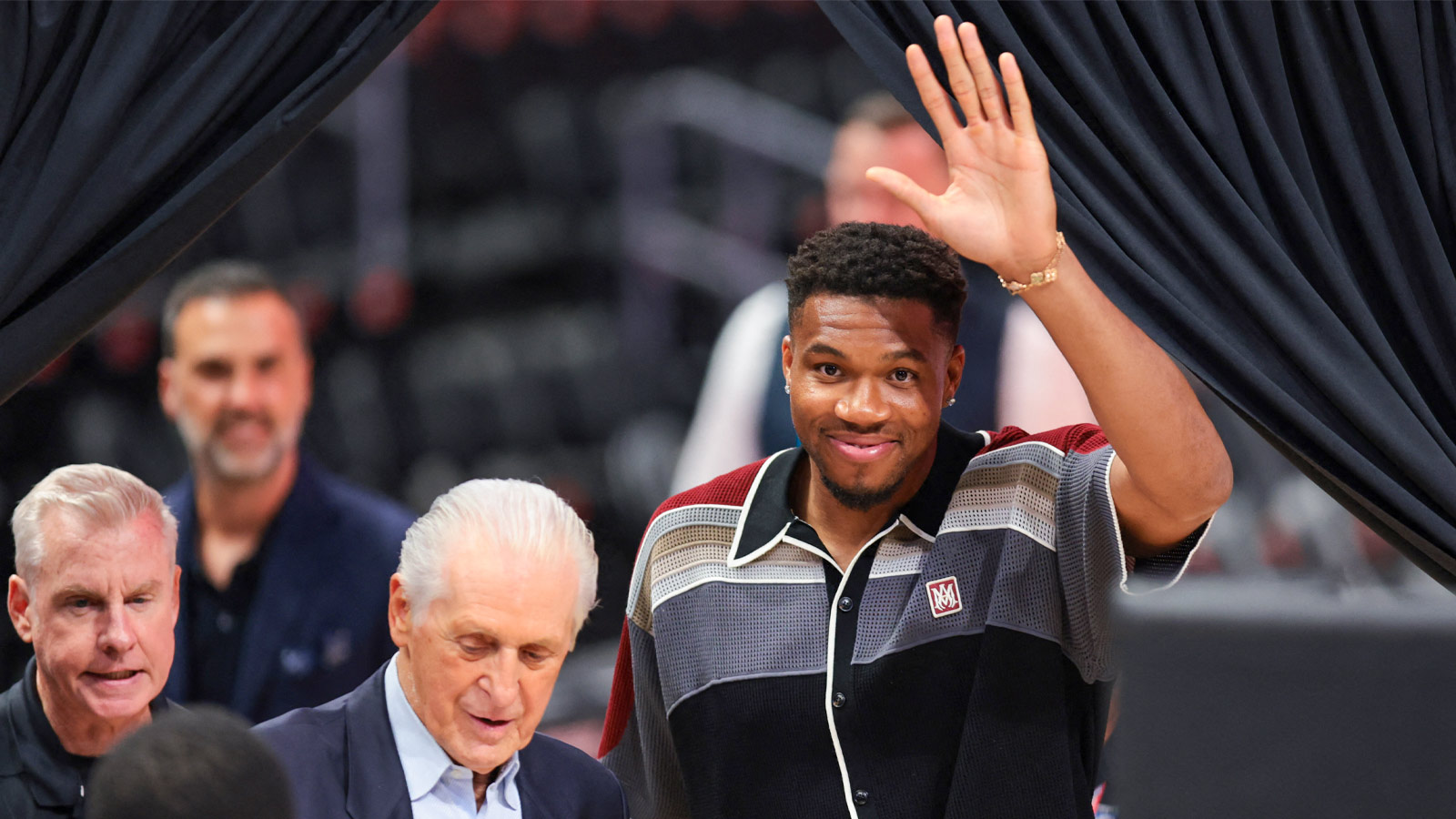 Chris Bosh’s advice for Giannis Antetokounmpo comes with ‘classic Heat basketball’ truth bomb