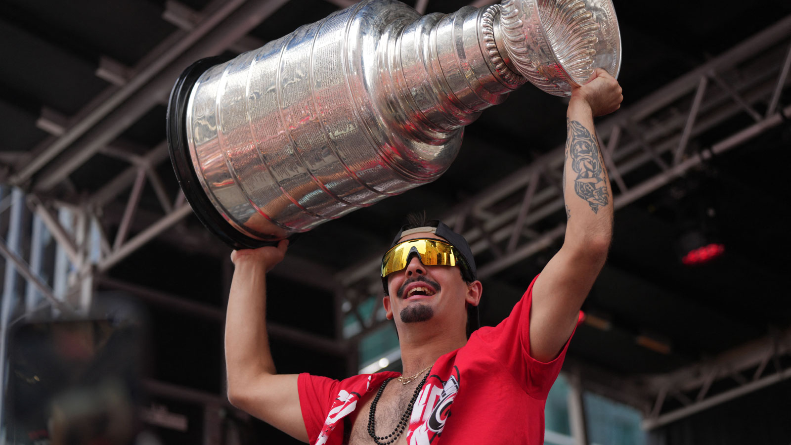 https://wp.clutchpoints.com/wp-content/uploads/2026/08/Hurricanes-Seth-Jarvis.jpg