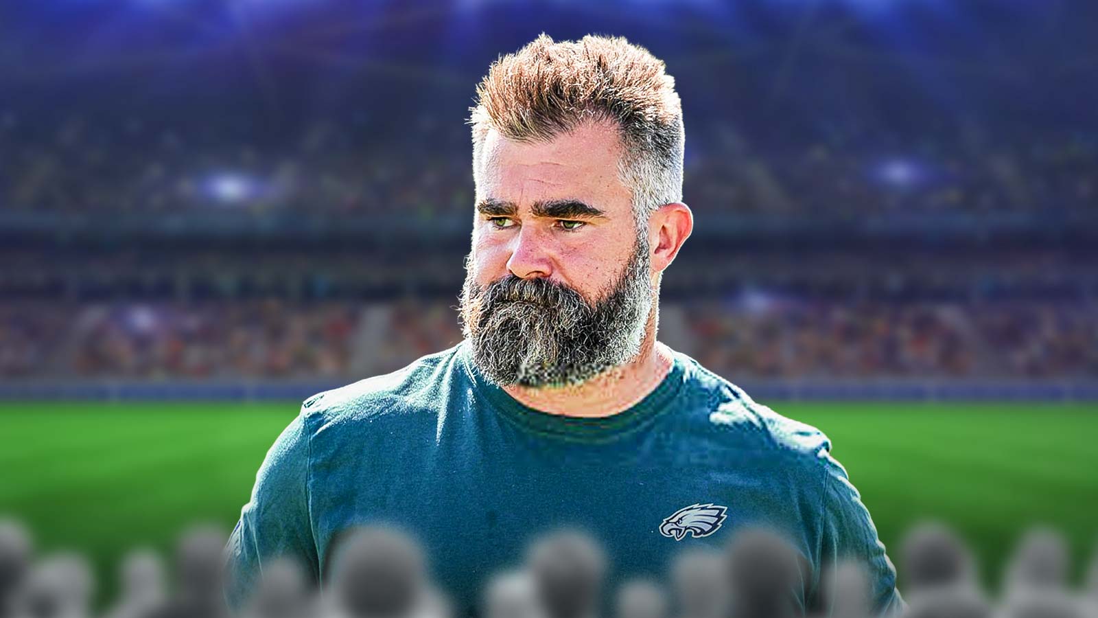 https://wp.clutchpoints.com/wp-content/uploads/2026/08/Jason-Kelce-sparks-fan-frenzy-at-Chiefs-training-camp-while-visiting-Travis-Kelce.jpg