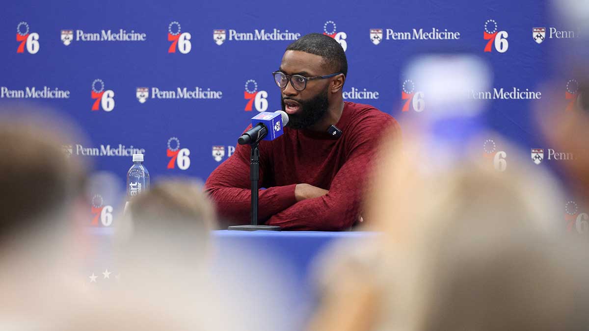 76ers’ Jaylen Brown shares incredible moment with viral fan who lost it after trade