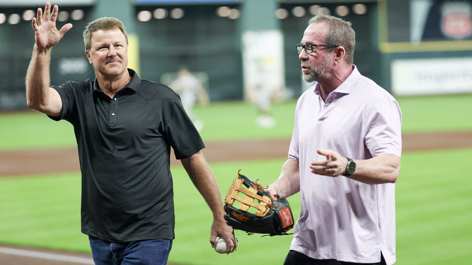 MLB rumors: If not Jeff Bagwell, Astros will turn to Brewers, Rays, Guardians for Dana Brown replacement