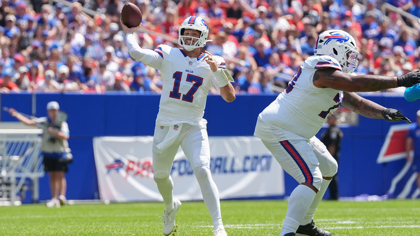 https://wp.clutchpoints.com/wp-content/uploads/2026/08/Josh-Allen-1.jpg