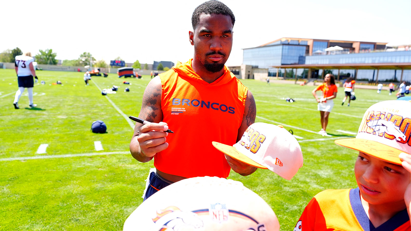 Broncos WR Jaylen Waddle’s training camp injury scare downplayed by Sean Payton