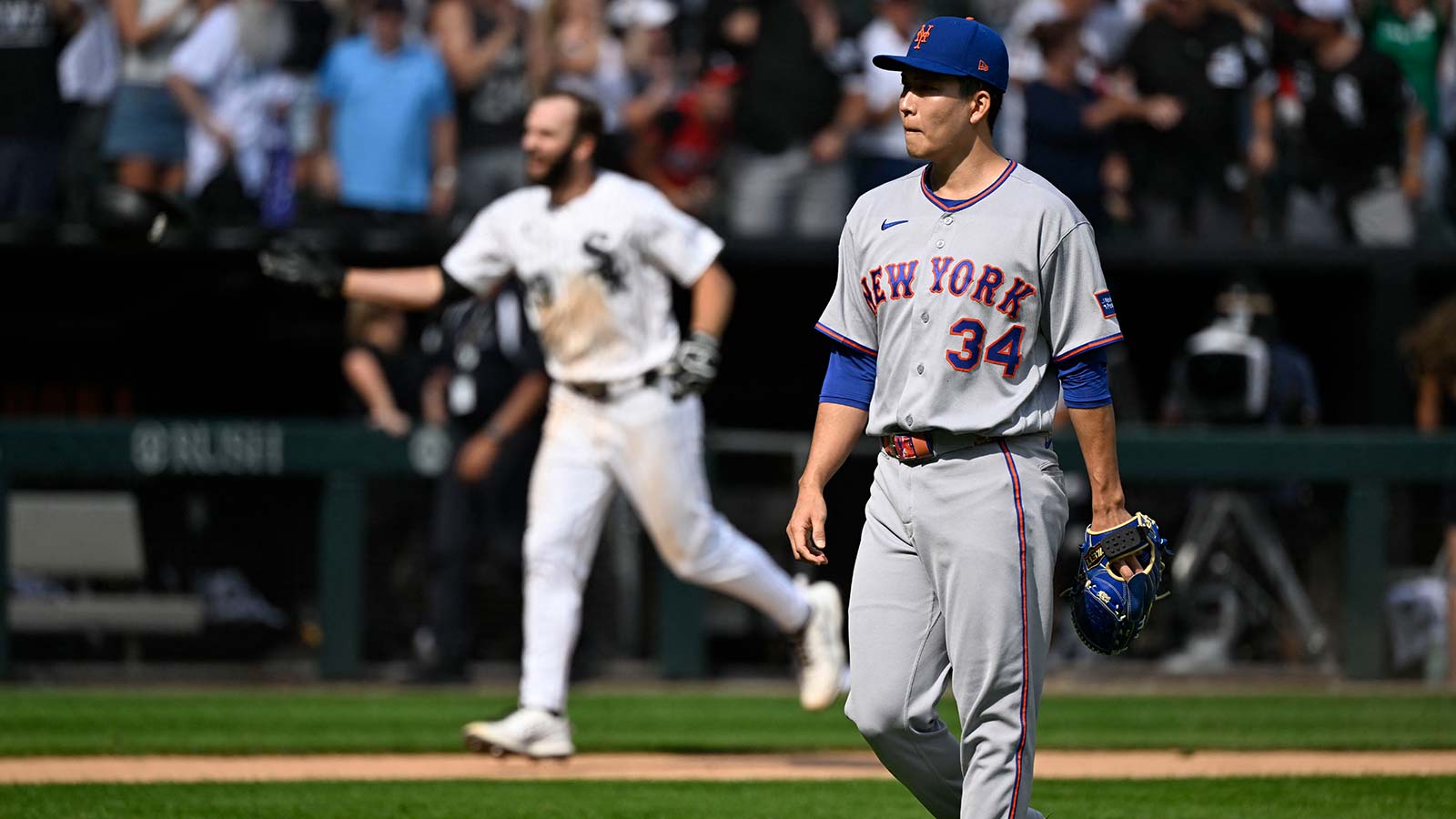 Mets’ Kodai Senga immediately fails big test by allowing another White Sox walk-off HR