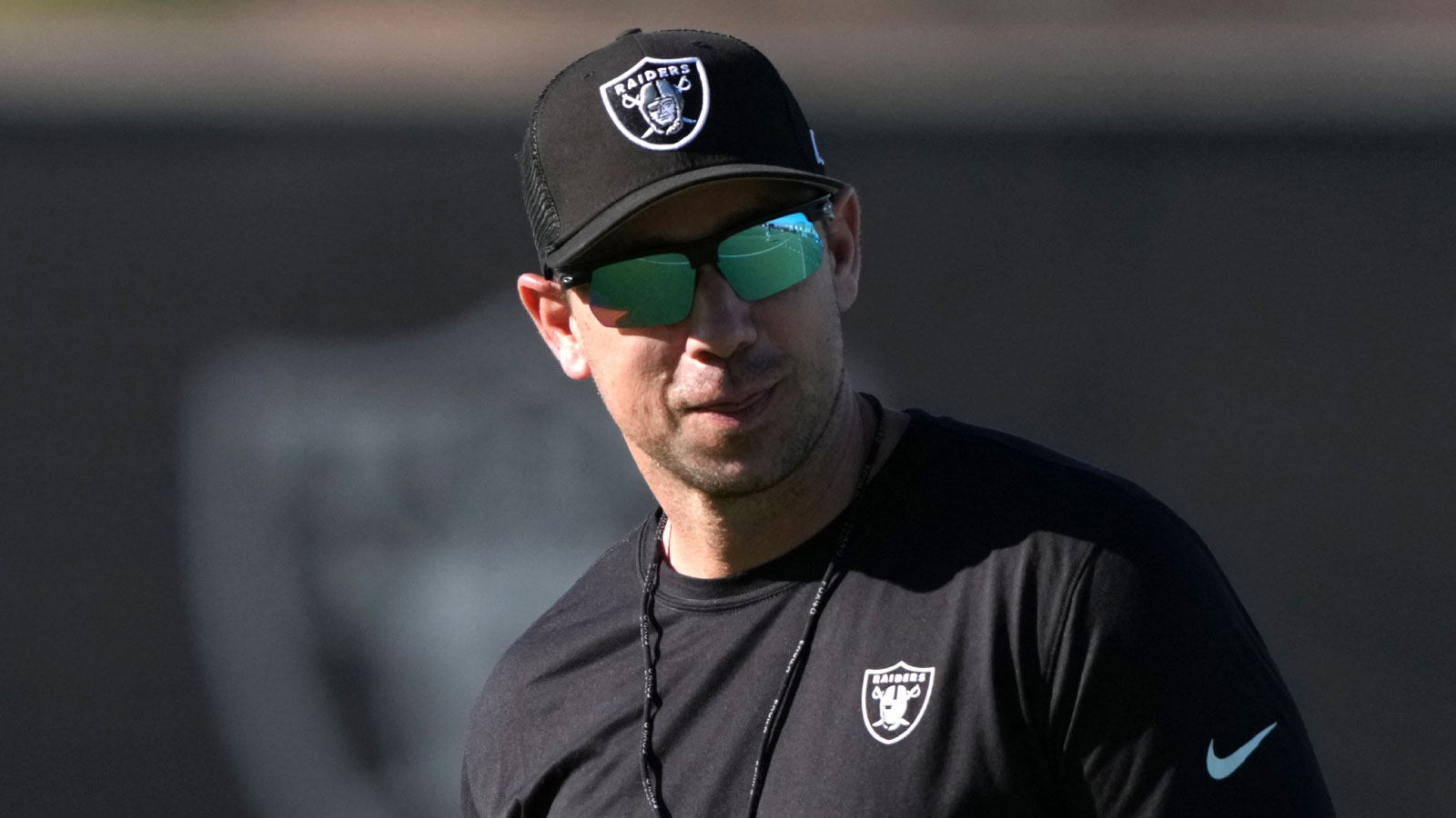 Raiders veteran’s training camp takeaway shines bright light on Klint Kubiak