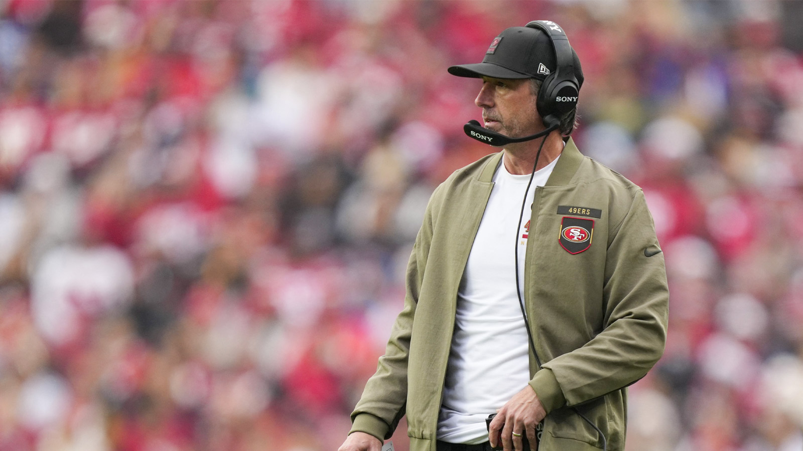 https://wp.clutchpoints.com/wp-content/uploads/2026/08/Kyle-Shanahan.jpg