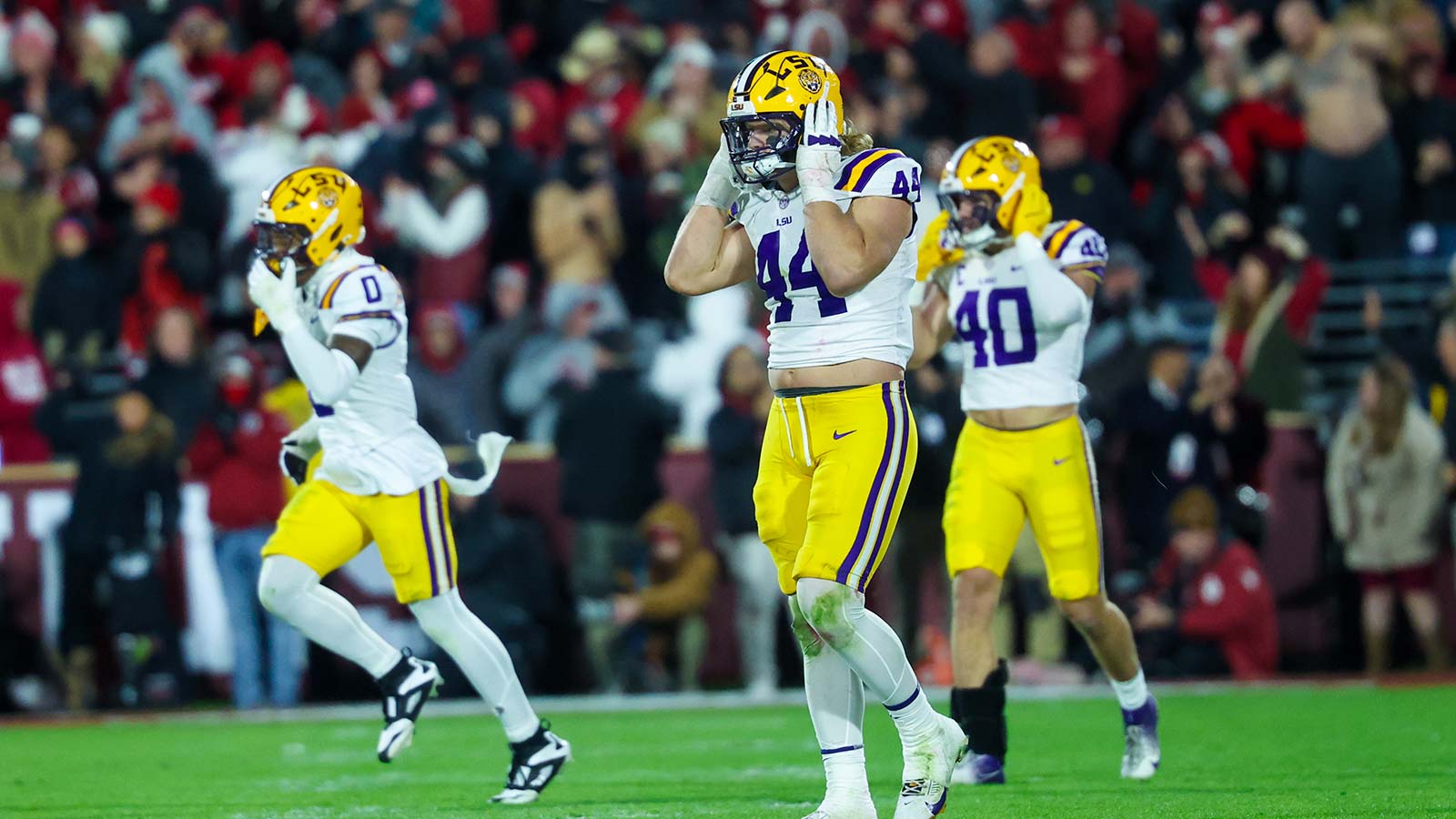 https://wp.clutchpoints.com/wp-content/uploads/2026/08/LSU-defenders-including-Jack-Pyburn.jpg