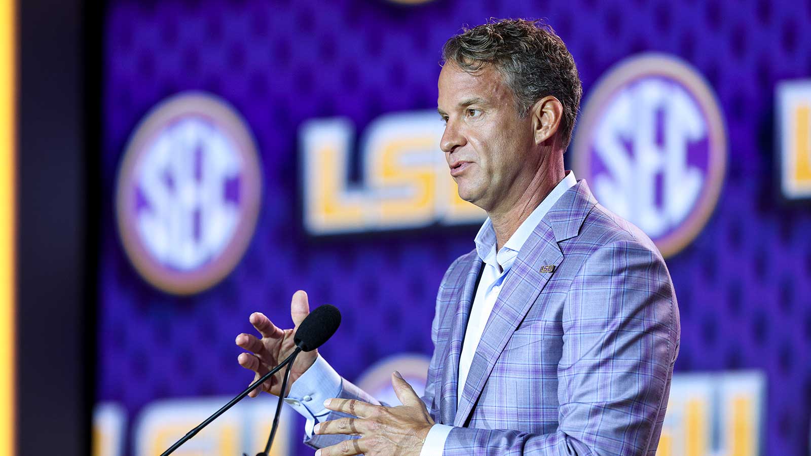 LSU, Lane Kiffin miss out on No. 1 JUCO CB recruit after Cal commitment