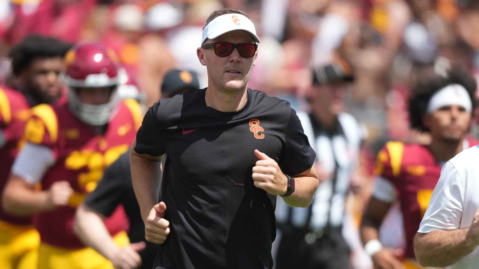 Lincoln Riley calls out 1 quarter after USC 42-26 win over San Jose State