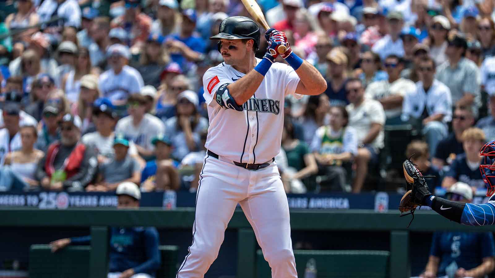 https://wp.clutchpoints.com/wp-content/uploads/2026/08/Mariners-catcher-Cal-Raleigh-29-waits-for-a-pitch.jpg