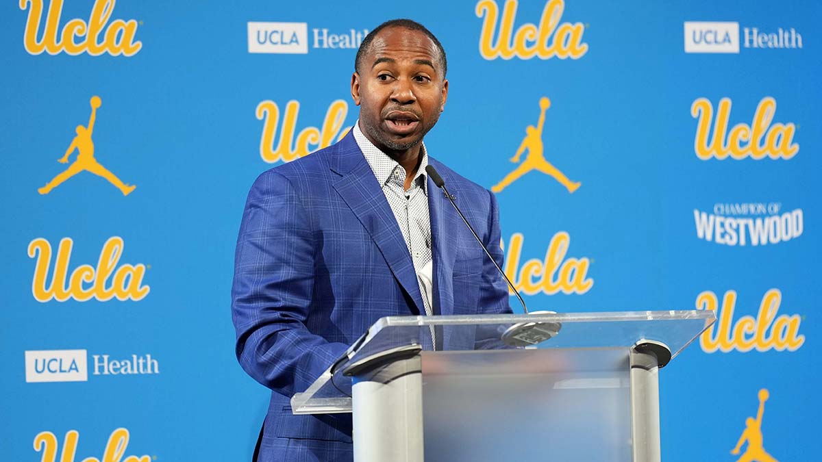 UCLA replaces AD with ex-Lakers executive