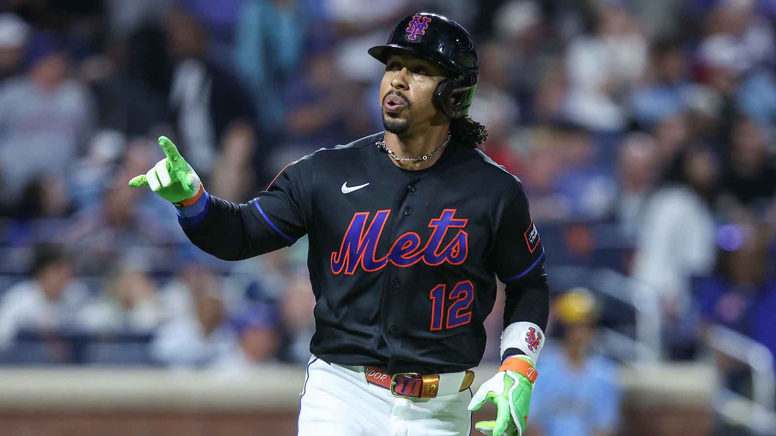 https://wp.clutchpoints.com/wp-content/uploads/2026/08/Mets-shortstop-Francisco-Lindor-12-hits-a-solo-home-run.jpg