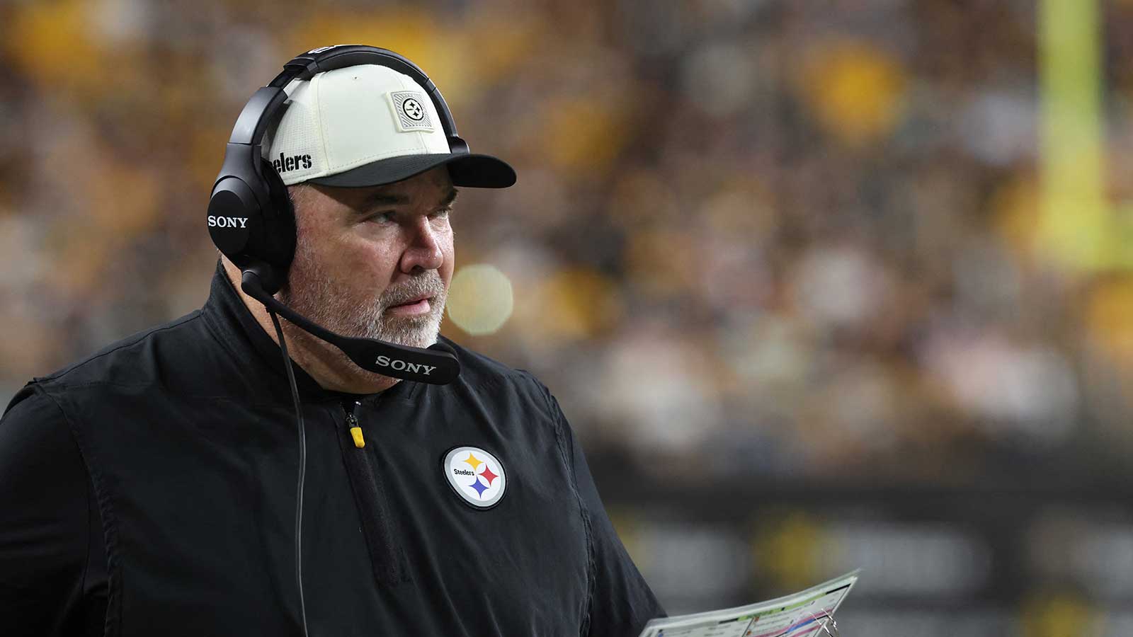 Steelers’ Mike McCarthy really hates cell phones at press conference