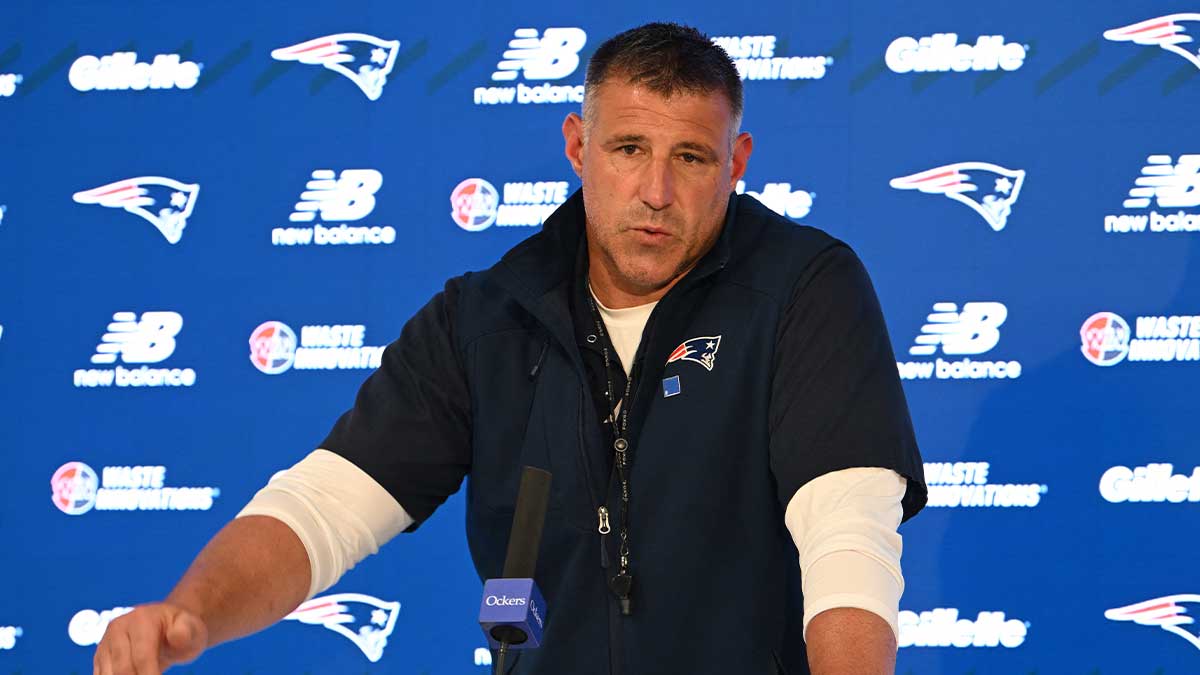 Mike Vrabel’s Week 1 Patriots injury update for TreVeyon Henderson, Christian Barmore