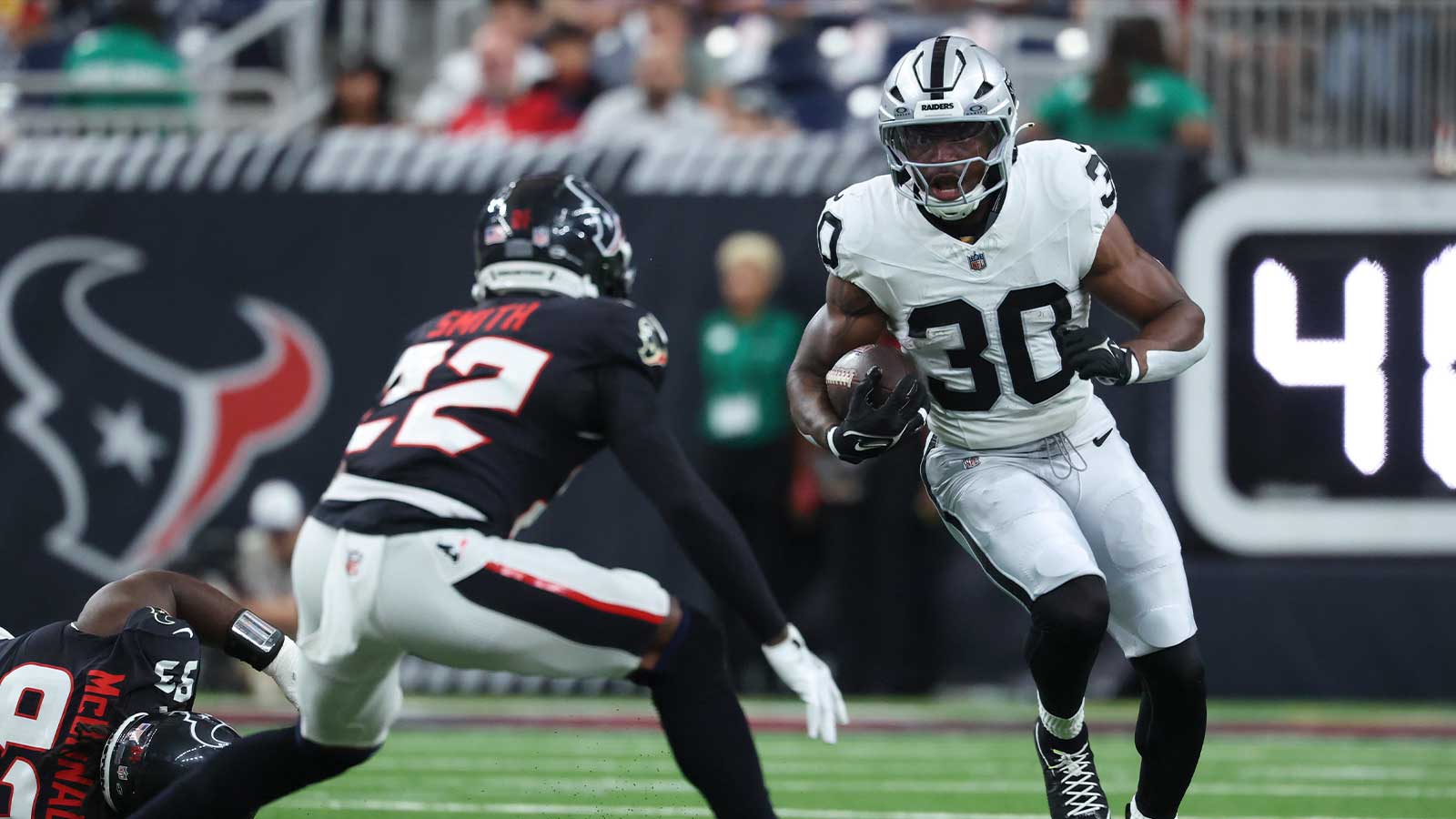 Raiders’ Ashton Jeanty better watch his back as powerful rookie dominates preseason