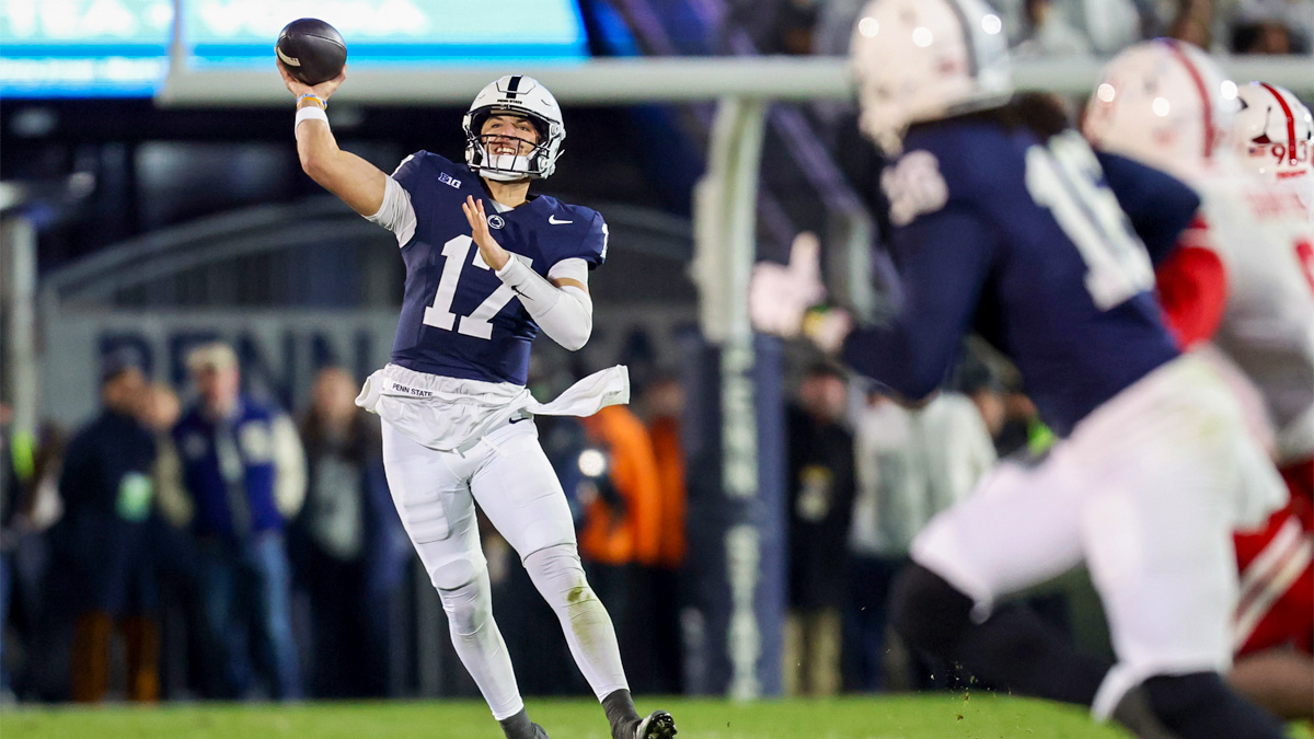 https://wp.clutchpoints.com/wp-content/uploads/2026/08/Much-hyped-Penn-State-transfer-wins-QB1-job.jpg