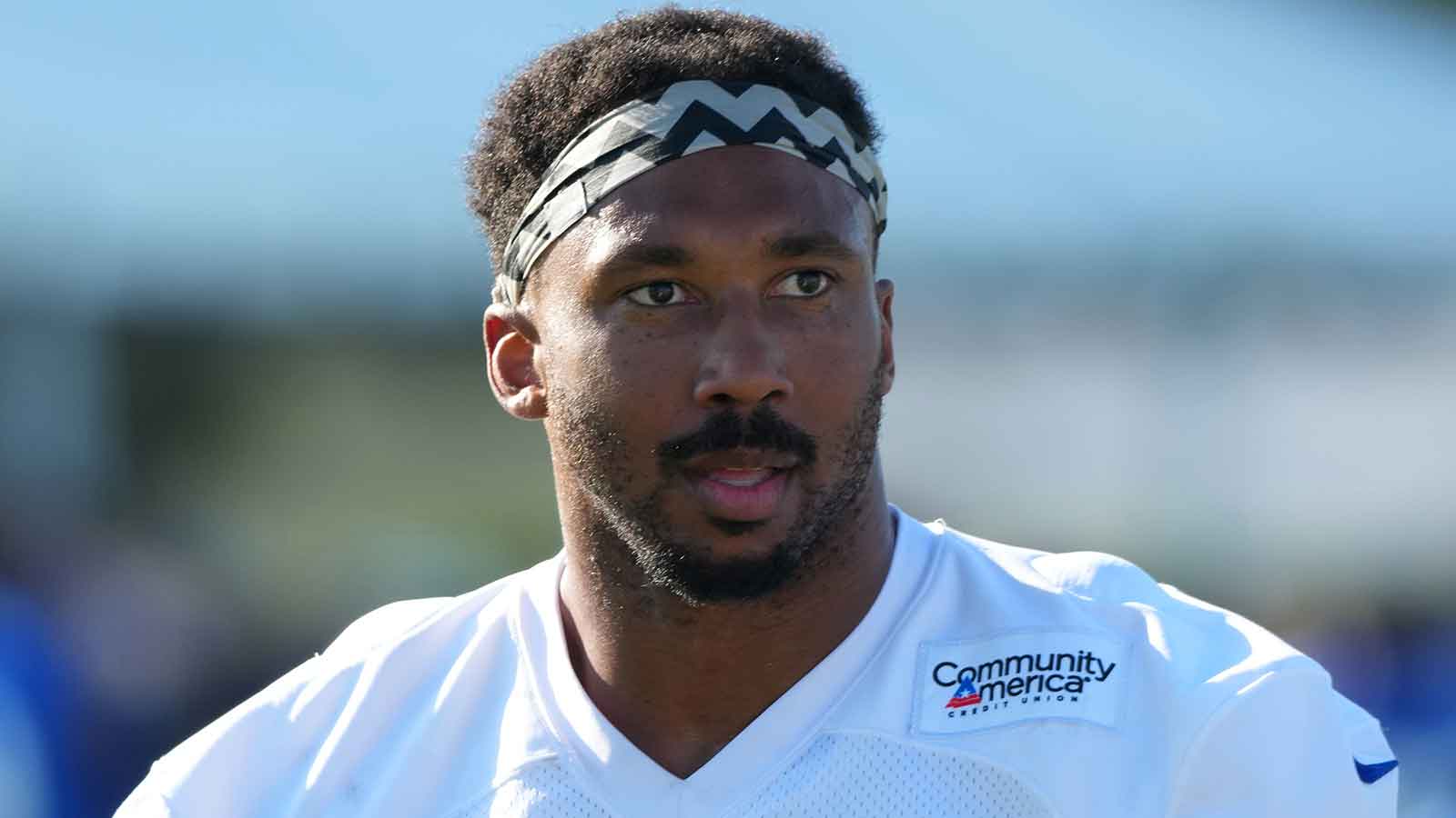 Rams’ Myles Garrett back at training camp practice after absence for soreness