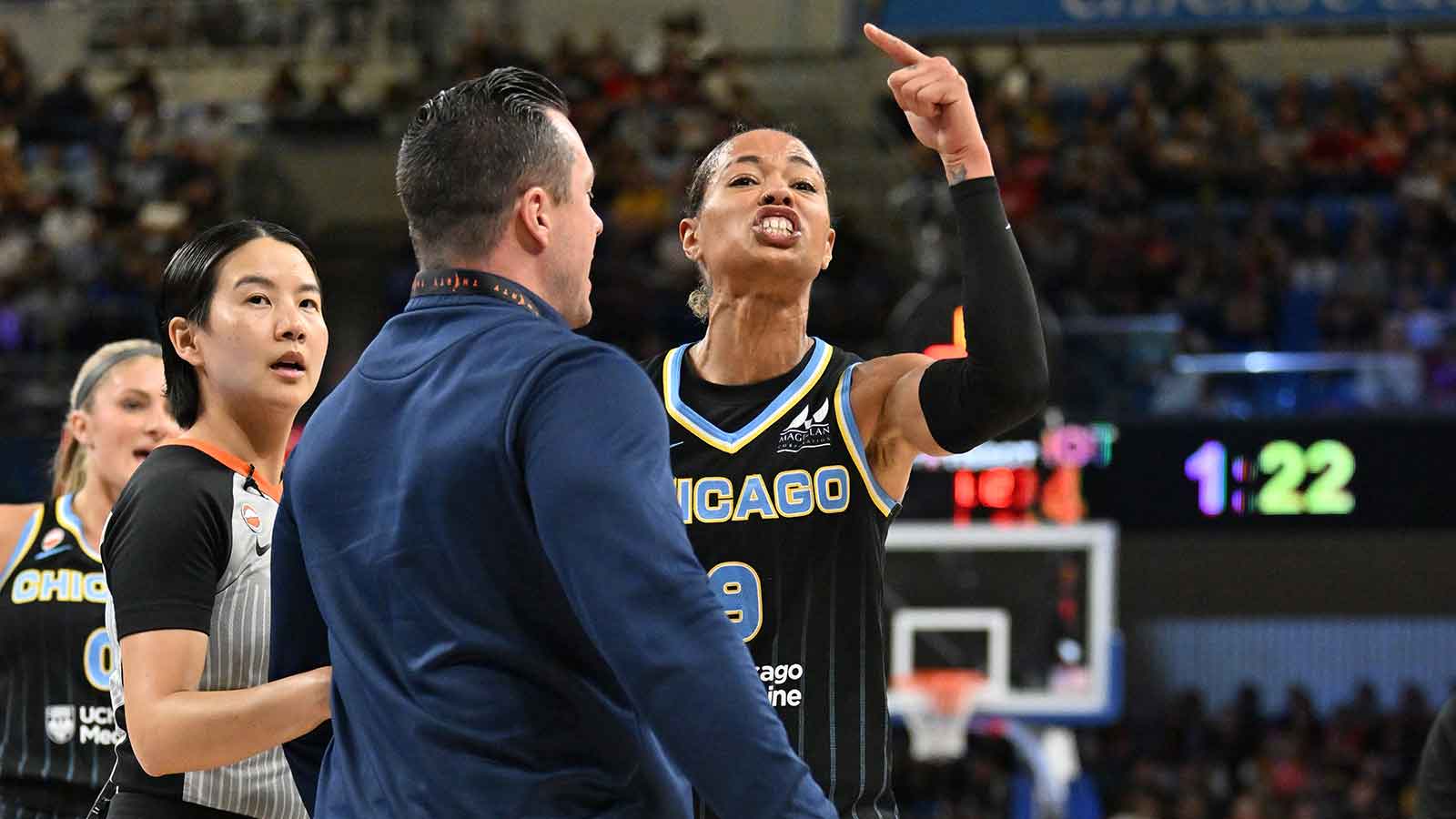 https://wp.clutchpoints.com/wp-content/uploads/2026/08/Natasha-Cloud-yelling-at-Enes-Kanter-Freedom.jpg