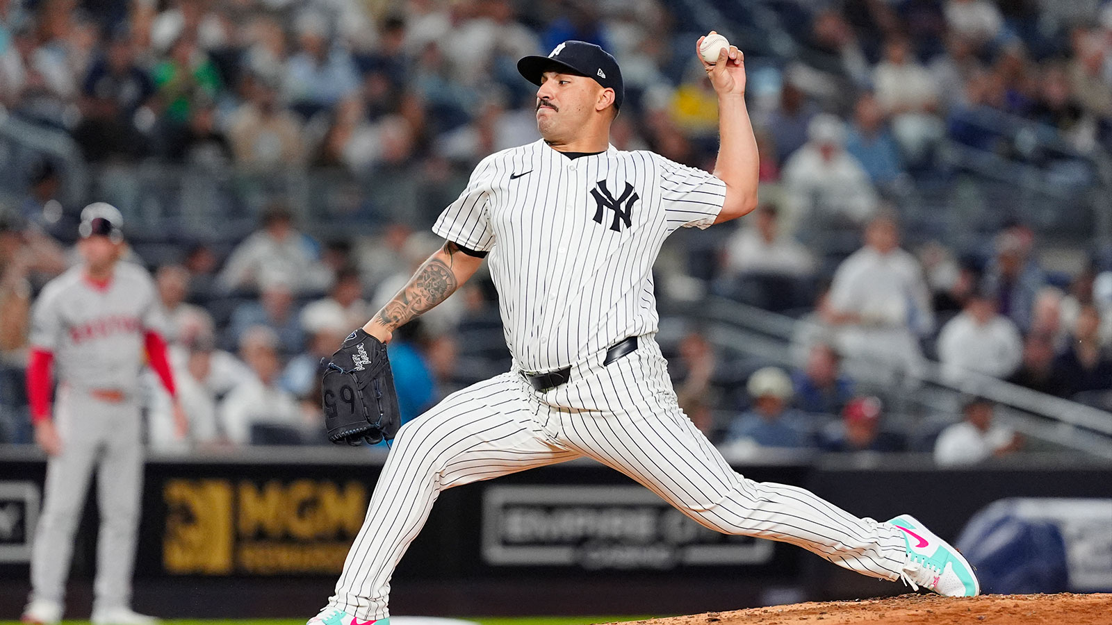 Phillies agree to contract with ex-Yankees star Nestor Cortes