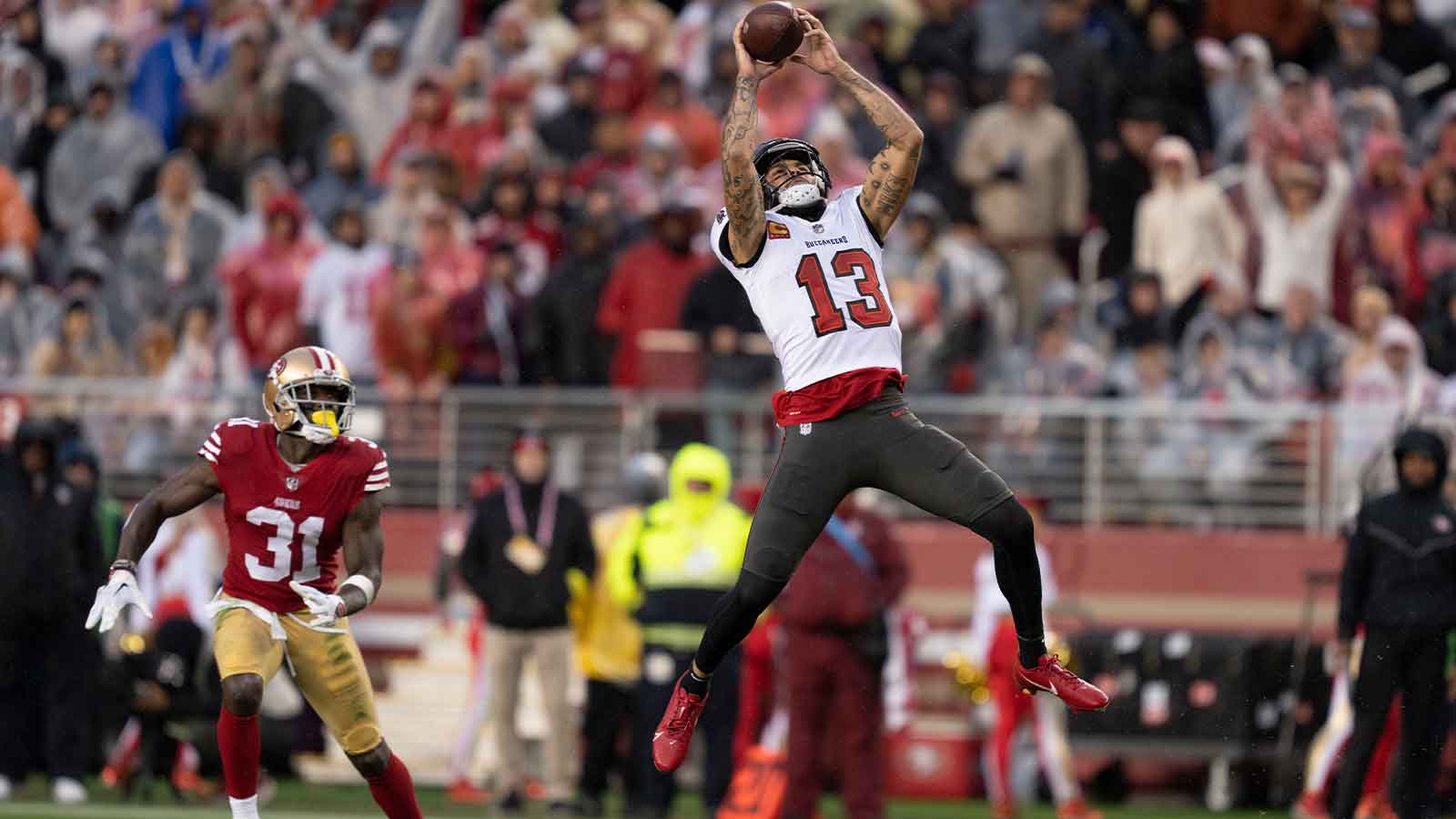 https://wp.clutchpoints.com/wp-content/uploads/2026/08/New-49ers-receiver-Mike-Evans-with-the-Buccaneers-last-season.jpg