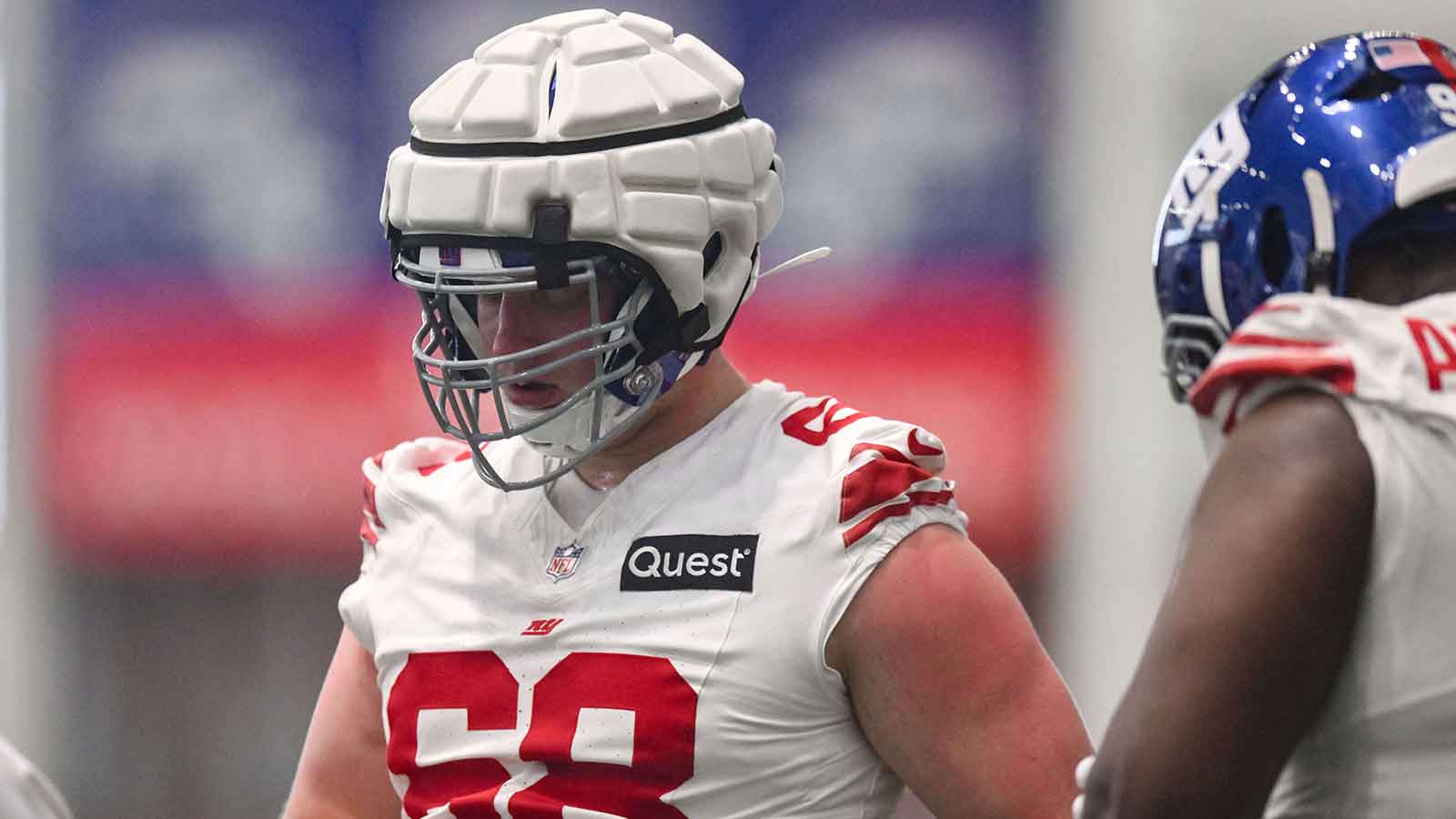 Giants claims ex-Wisconsin DL from Jets off waivers