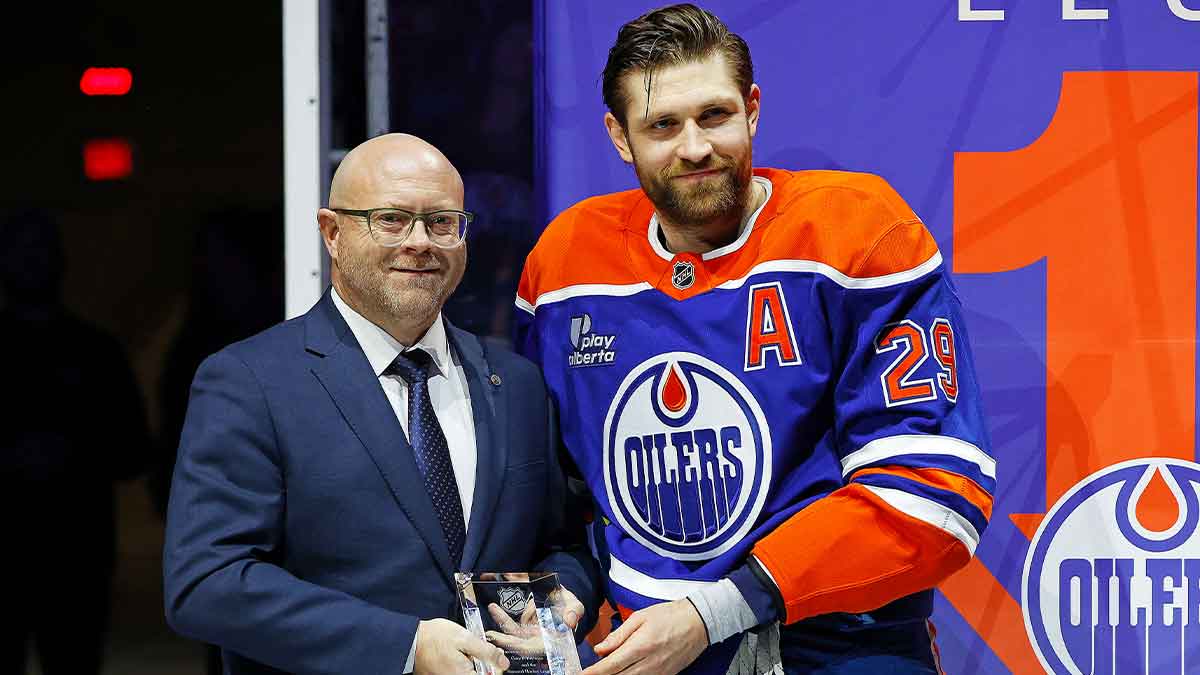https://wp.clutchpoints.com/wp-content/uploads/2026/08/Oilers-Stan-Bowman-not-concerned-about-early-injury-wave-before-training-camp.jpg