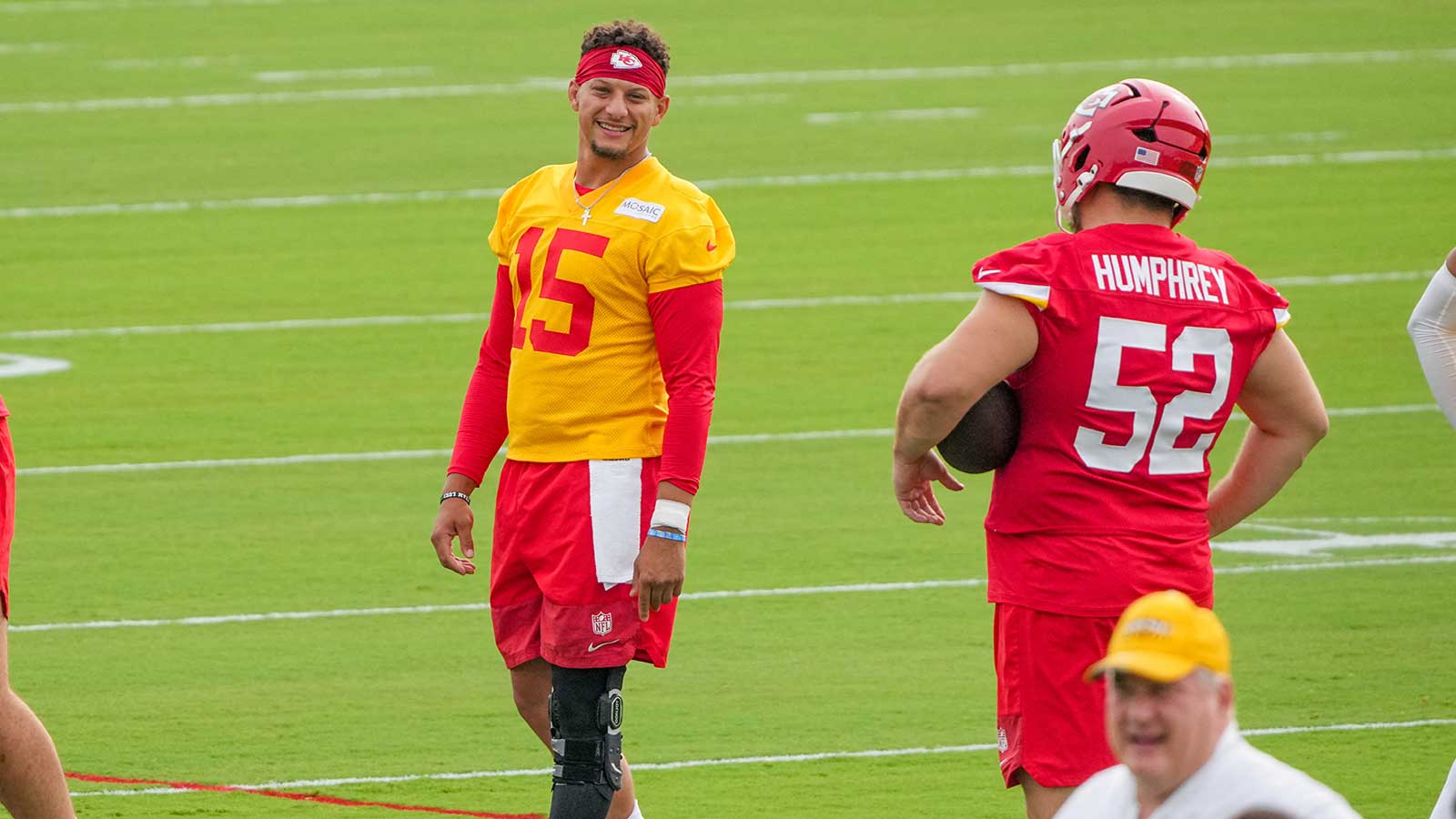 Chiefs’ Patrick Mahomes reaction to wacky training camp blunder goes viral