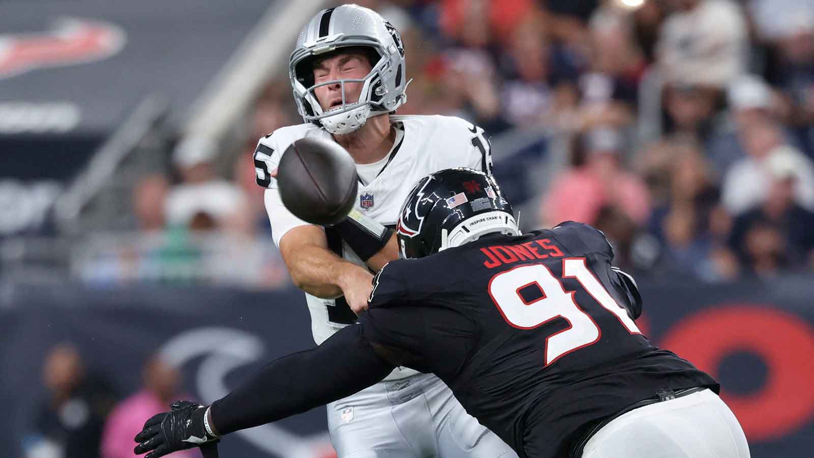 https://wp.clutchpoints.com/wp-content/uploads/2026/08/Raiders-quarterback-Fernando-Mendoza-15-attempts-to-pass-the-ball.jpg