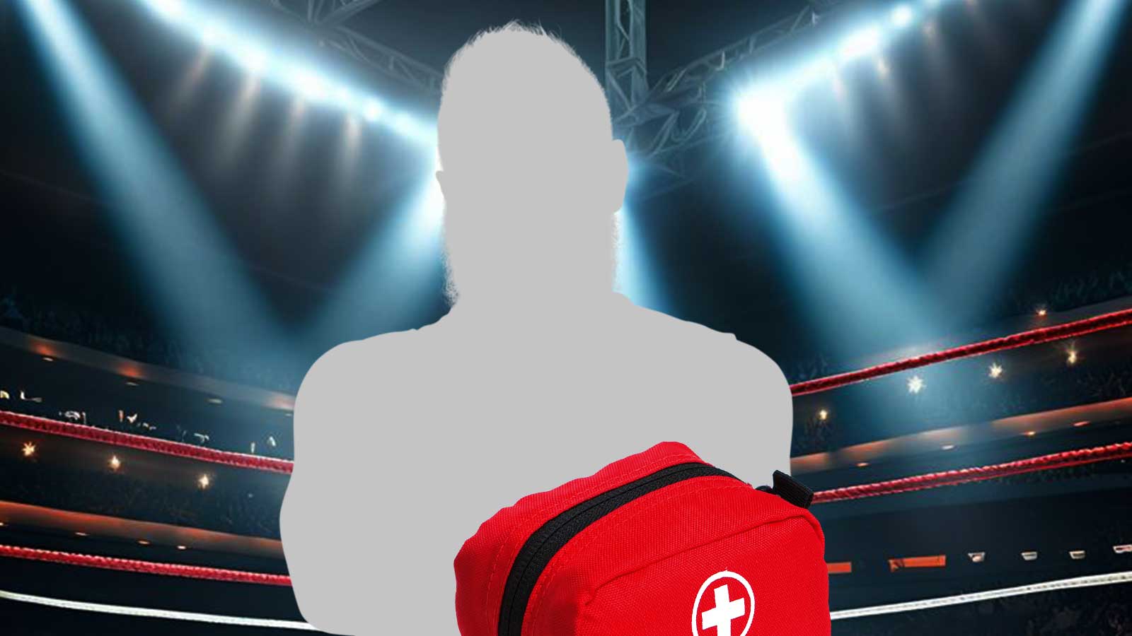 Recently-returned WWE star helped backstage in live event injury scare