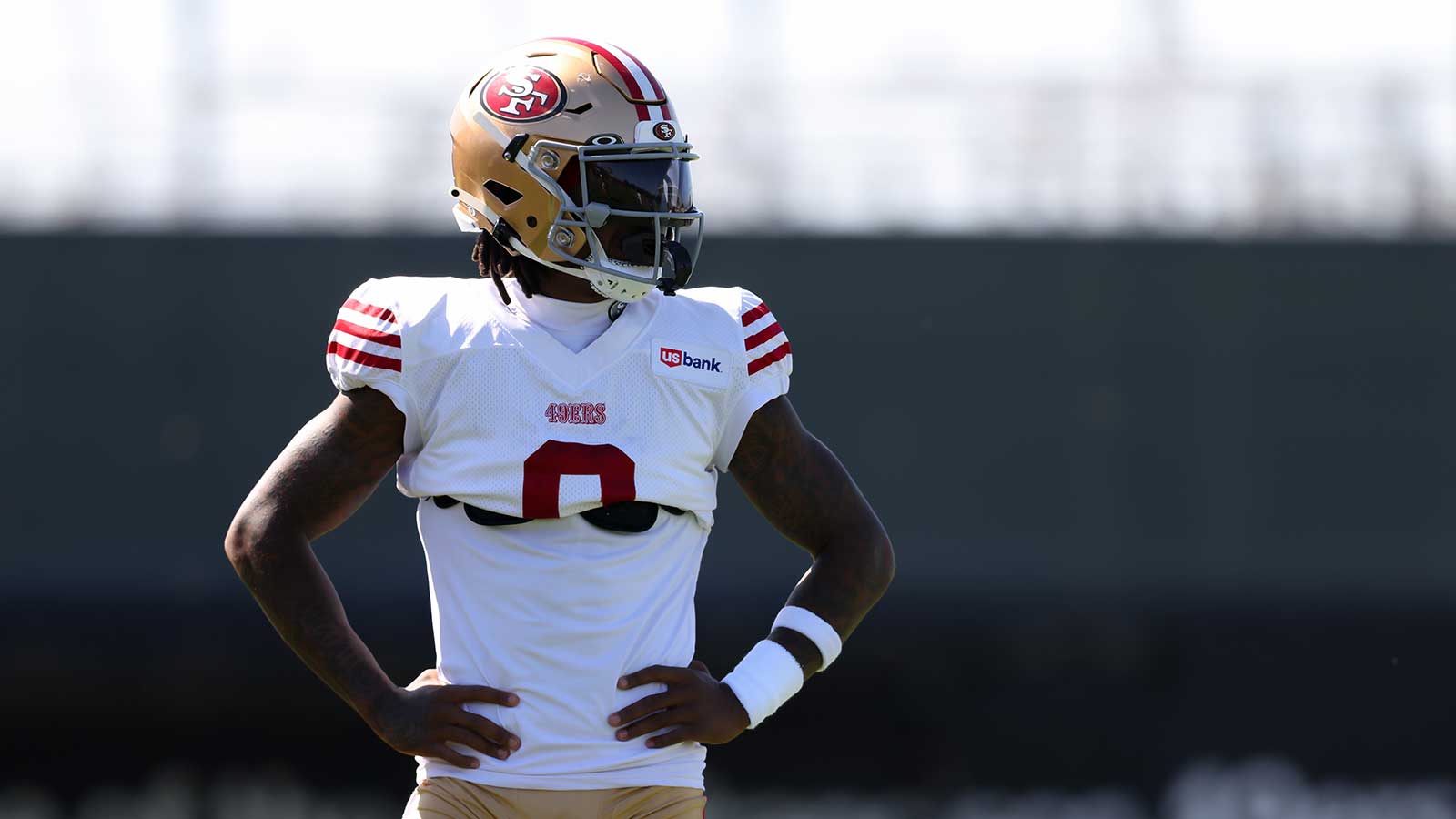49ers lose starting cornerback to injury during Chargers game