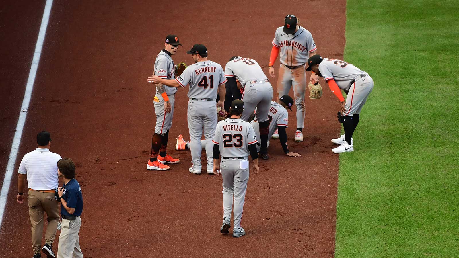 Giants announce flurry of roster moves after brutal Red Sox sweep