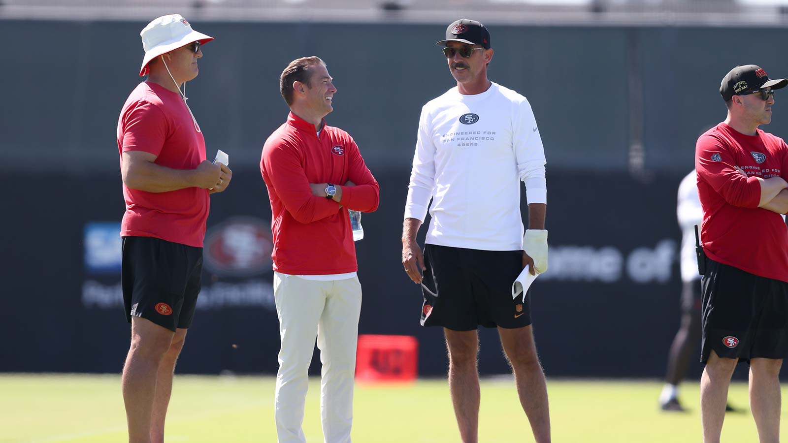 49ers taking a close look at 2 undrafted linemen in training camp