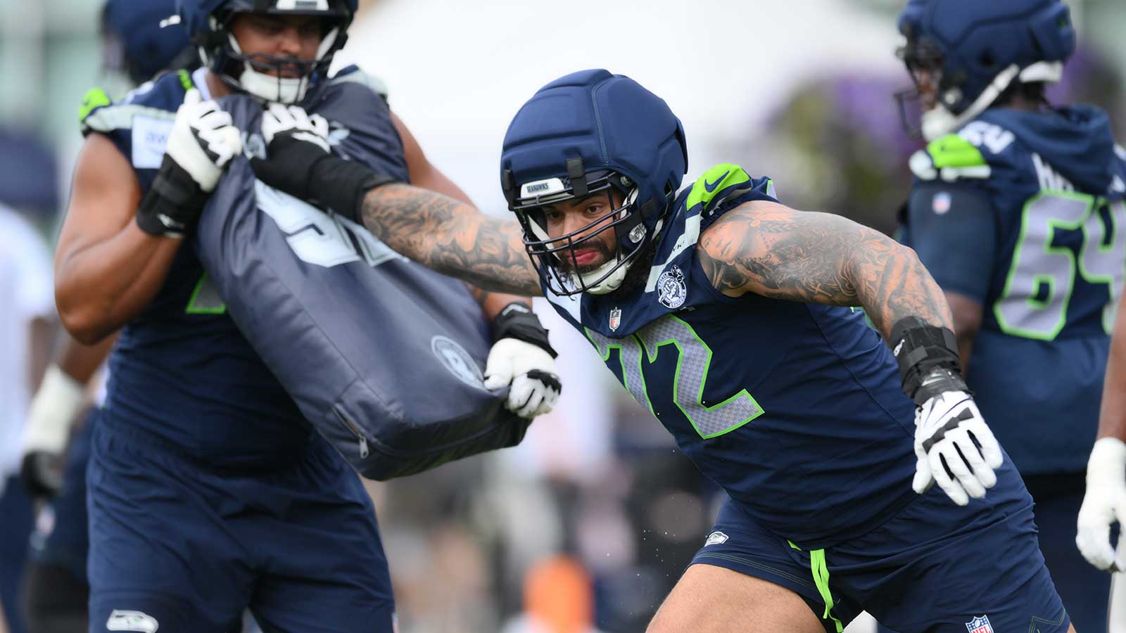 Seahawks’ RB coach goes viral after NSFW ‘Hard Knocks’ rant