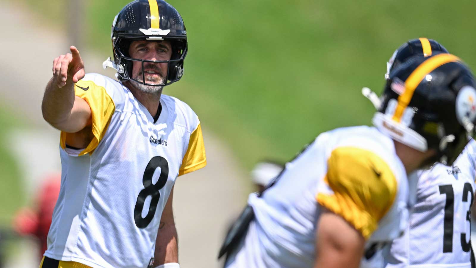 https://wp.clutchpoints.com/wp-content/uploads/2026/08/Steelers-Aaron-Rodgers-1.jpg