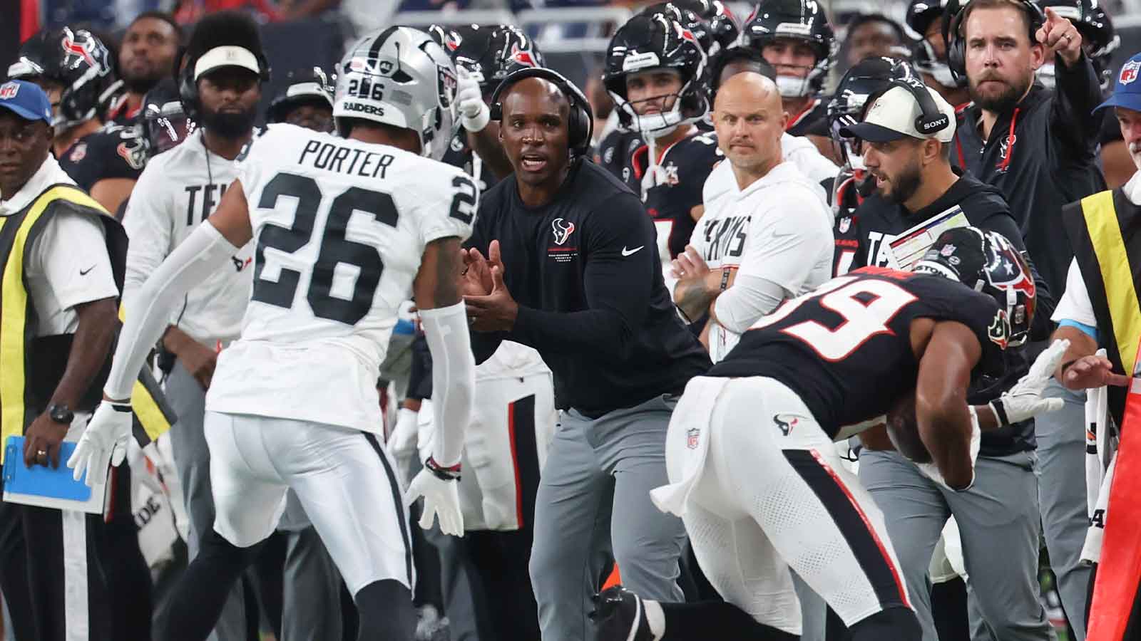 Texans’ DeMeco Ryans, Houston could care less about Fernando Mendoza’s Indiana accolades