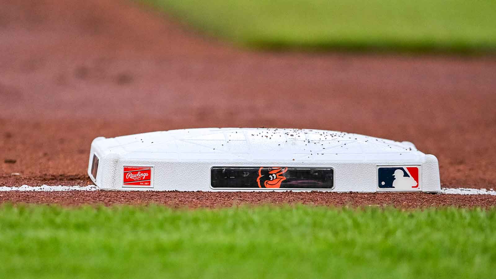 https://wp.clutchpoints.com/wp-content/uploads/2026/08/Third-base-during-Orioles-game.jpg