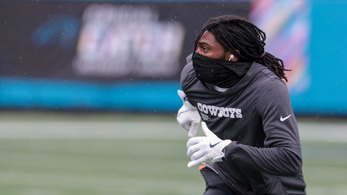 https://wp.clutchpoints.com/wp-content/uploads/2026/08/Trevon-Diggs-7-warms-up.jpg