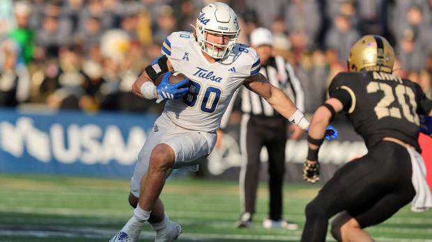 Tulsa Golden Hurricane tight end Brody Foley (80) runs after a catch against the Army Black Knights during the second half at Michie Stadium. 