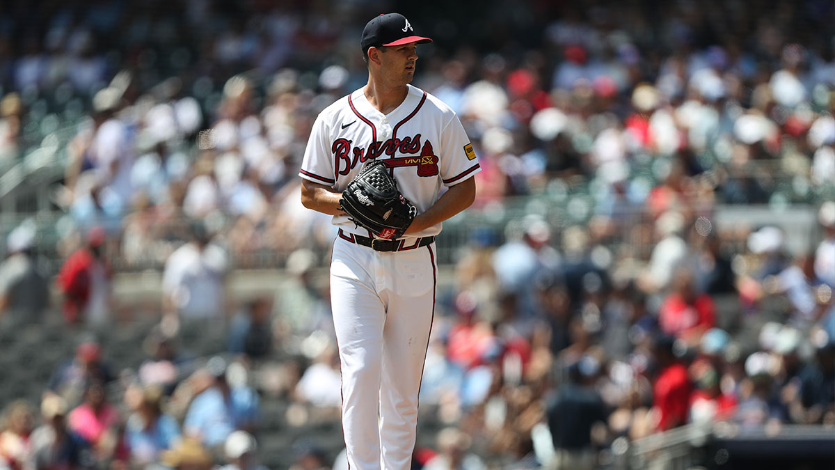 https://wp.clutchpoints.com/wp-content/uploads/2026/08/Tyler-Mahle-pitching-against-Rockies.jpg