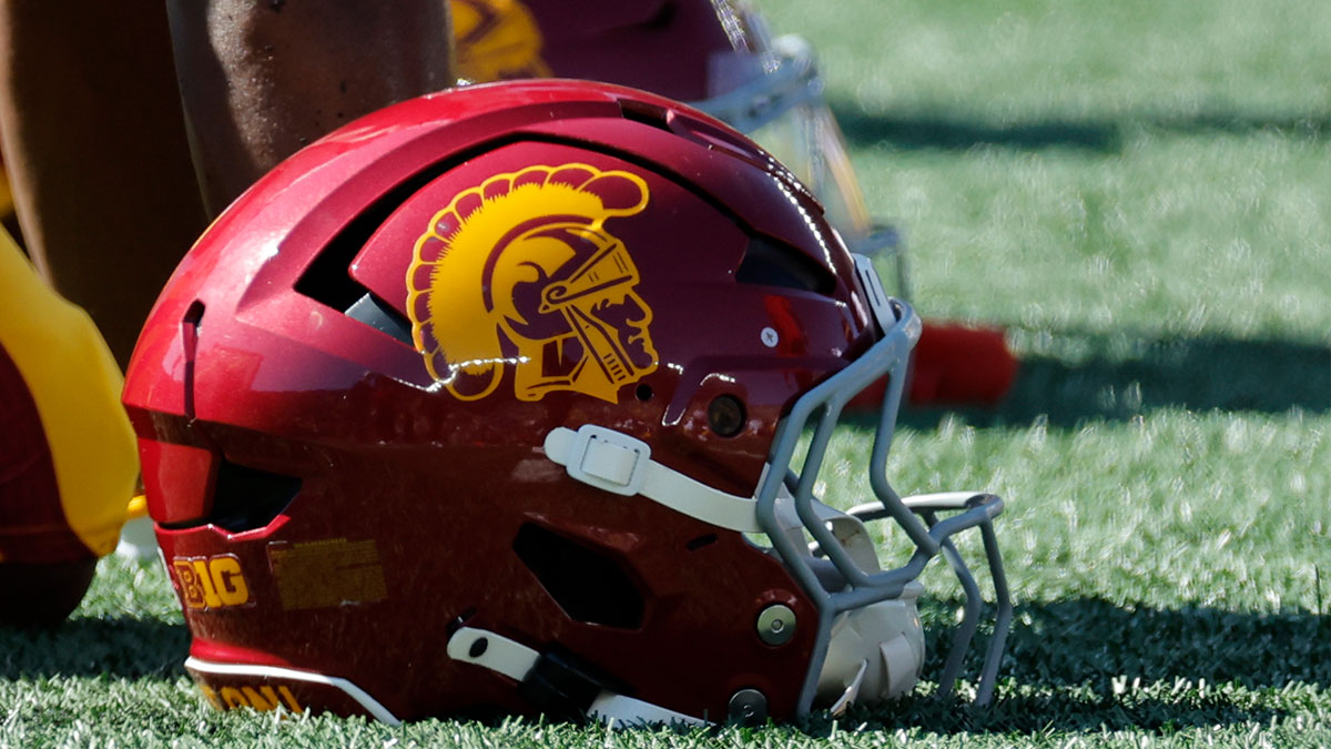 Photo: clutchpoints.com USC Addresses Sparse Attendance at Los Angeles Memorial Coliseum Home Opener