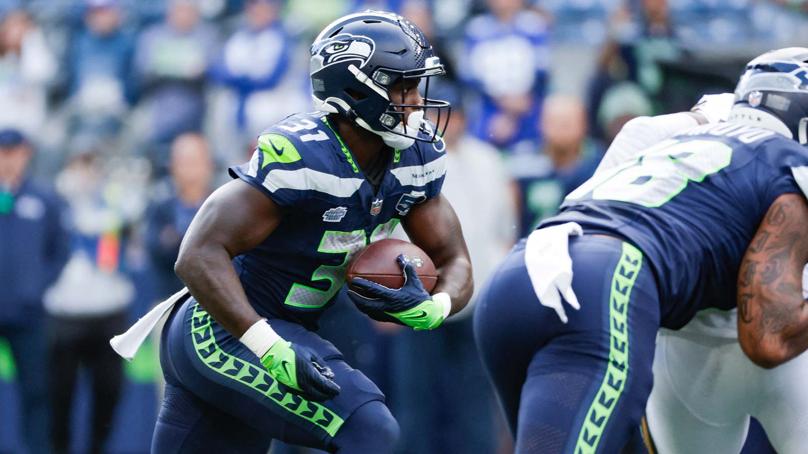 https://wp.clutchpoints.com/wp-content/uploads/2026/08/Watch-Seattle-gash-Titans-defense-with-bonkers-69-yard-rushing-TD.jpg