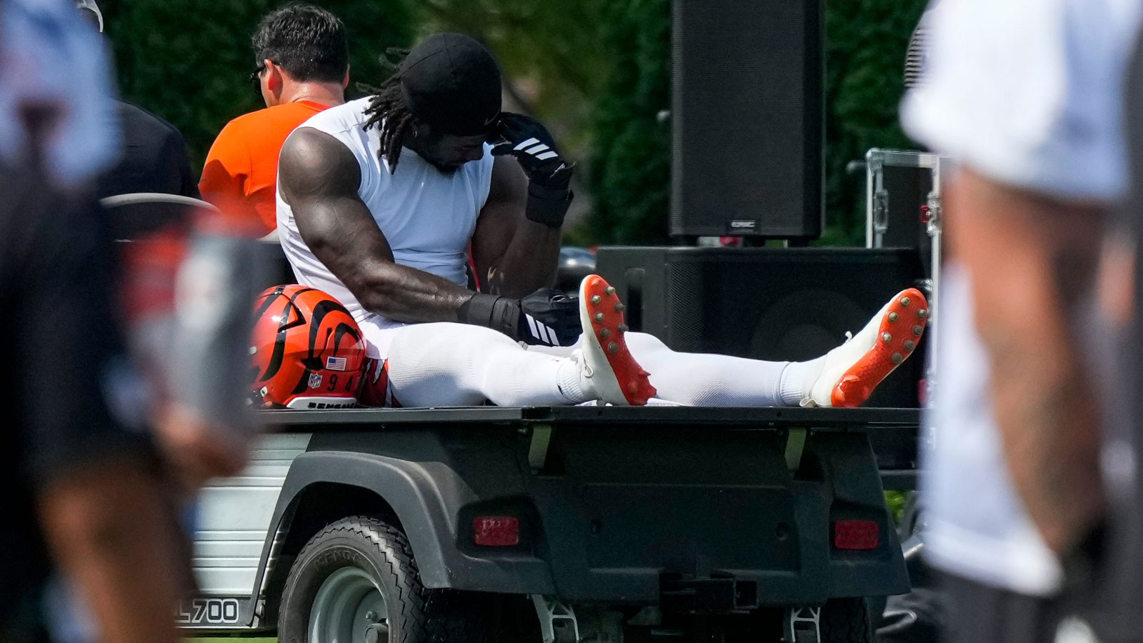 https://wp.clutchpoints.com/wp-content/uploads/2026/08/shemar-stewart-bengals.jpg