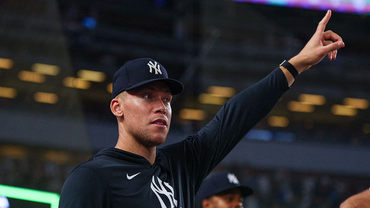 New York Yankees right fielder Aaron Judge (99) reacts during the second inning against the Houston Astros at Yankee Stadium. Mandatory Credit: Vincent Carchietta-Imagn Images