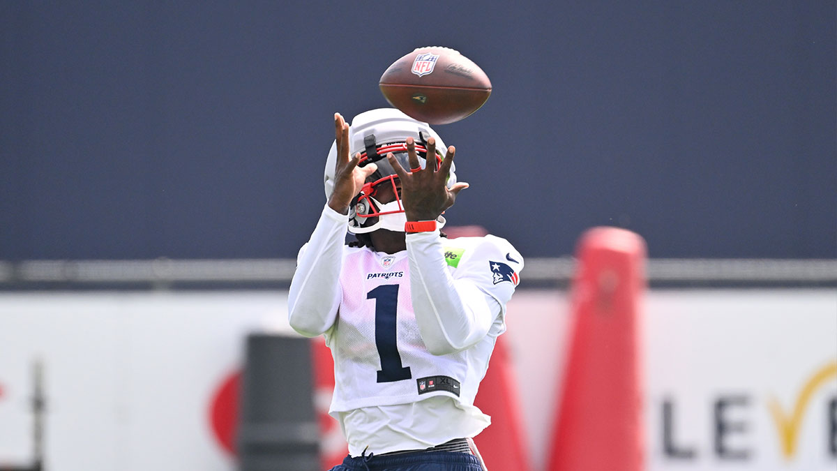 NFL analyst dumps cold water on Patriots’ Super Bowl hopes despite AJ Brown addition