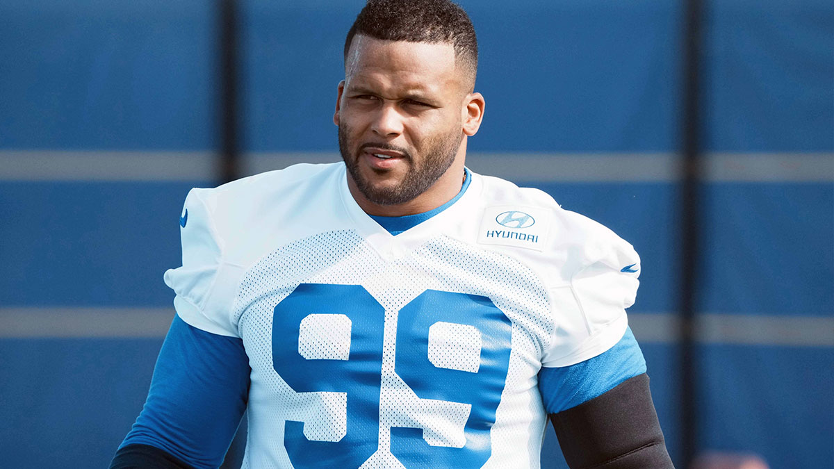 https://wp.clutchpoints.com/wp-content/uploads/2026/09/Aaron-Donald-99.jpg
