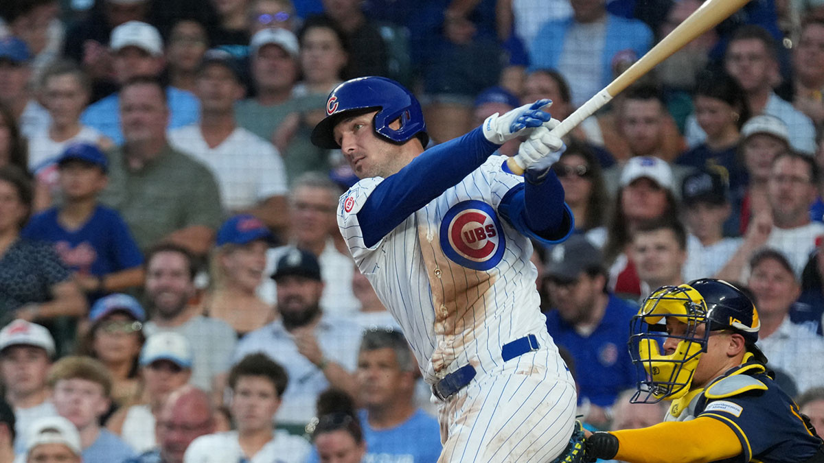 https://wp.clutchpoints.com/wp-content/uploads/2026/09/Alex-Bregman-hits-a-home-run-against-Brewers.jpg